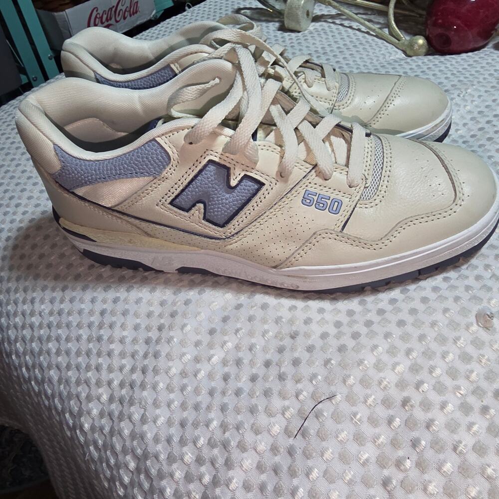 NEW BALANCE MENS SZ 9.5   550 VINTAGE INDIGO BEIGE SNEAKER SHOES